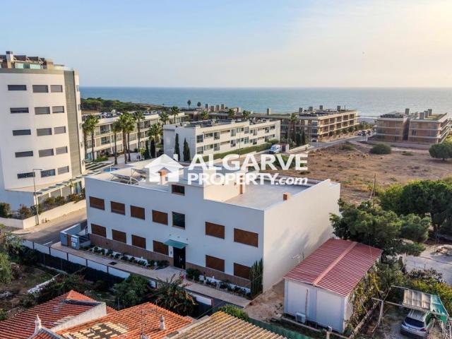 à venda Luxuoso apartamento de 242 m2, Quarteira, Faro