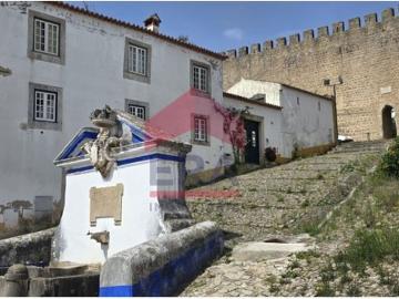 à venda Luxuoso apartamento de 266 m2, Castelo, Óbidos, Leiria
