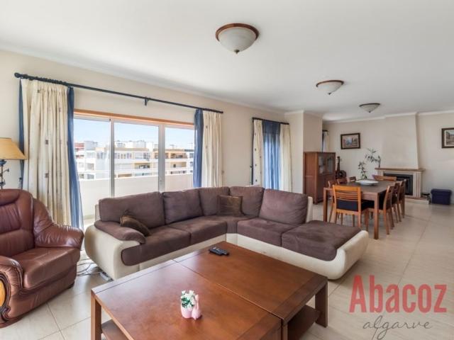 à venda Luxuoso apartamento de 306 m2, Portimão, Faro
