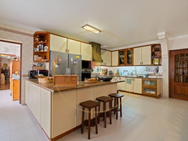 à venda Luxuoso apartamento de 315 m2, Portimão, Faro