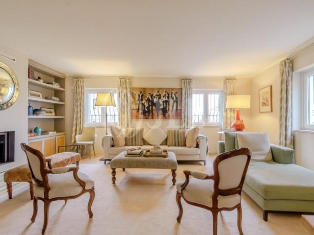 à venda Luxuoso apartamento de 322 m2, Lapa, Lisboa