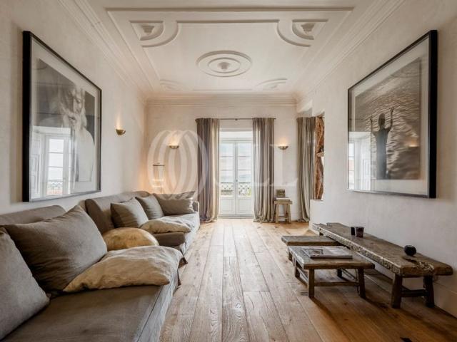 à venda Luxuoso apartamento de 426 m2, Alfama Sao Miguel, Lisboa