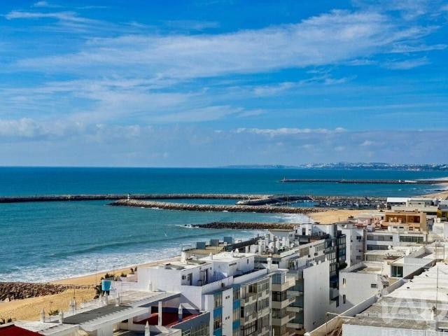 à venda Luxuoso apartamento de 49 m2, Quarteira, Portugal