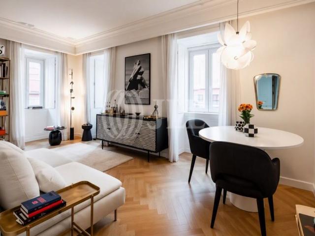 à venda Luxuoso apartamento de 62 m2, Lapa, Lisboa