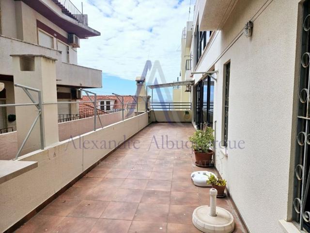 à venda Luxuoso apartamento de 65 m2, Sesimbra, Setúbal