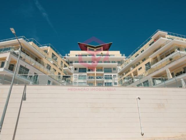 à venda Luxuoso apartamento de 76 m2, Sesimbra, Portugal