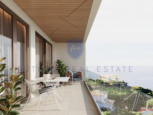 à venda Luxuoso apartamento de 77 m2, Calheta, Madeira