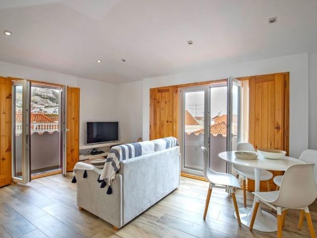 à venda Luxuoso apartamento de 83 m2, Sesimbra, Portugal
