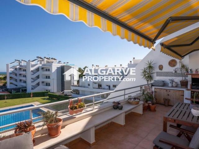 à venda Luxuoso apartamento de 87 m2, Quarteira, Portugal