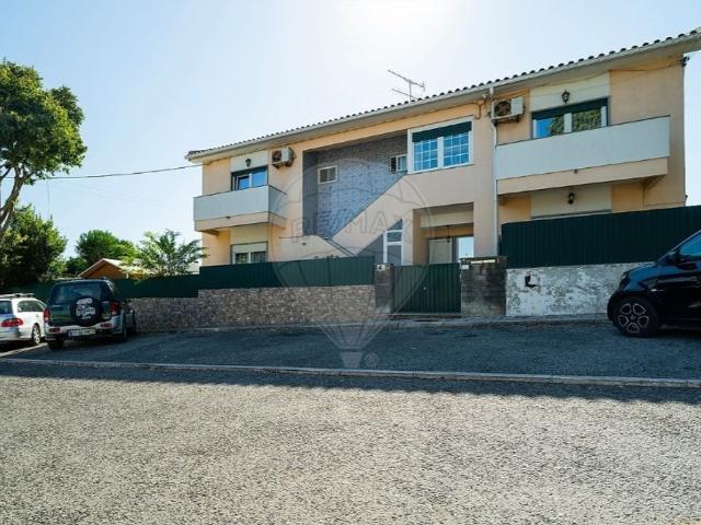 à venda Luxuoso apartamento de 92 m2, Oeiras, Lisboa