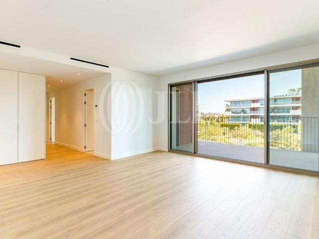 à venda Luxuoso apartamento de 94 m2, Belas, Sintra, Lisboa