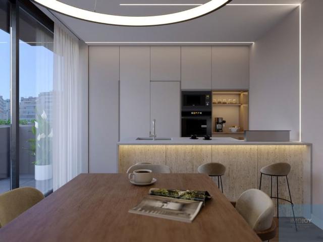 à venda Luxuoso apartamento de 99 m2, Portimão, Faro