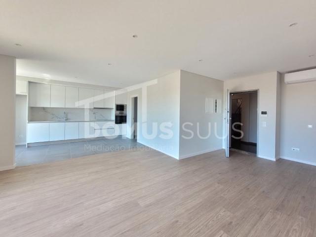 à venda Luxuoso apartamento, Faro