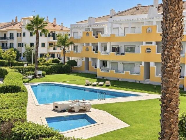 à venda Luxuoso apartamento, Quarteira, Portugal