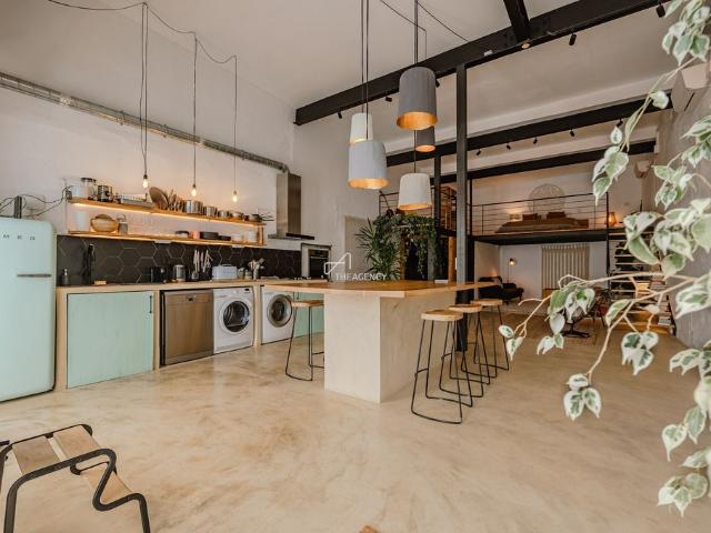 à venda Loft de alto padrão de 87 m2, São Vicente, Lisboa