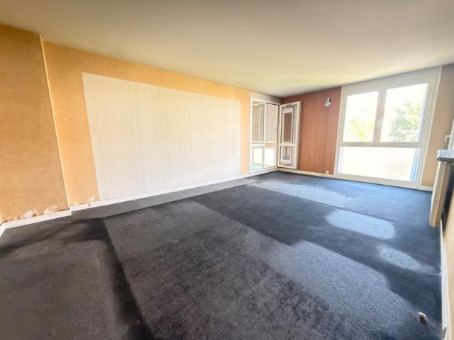 A vendre 5 pièces Grand appartement familial de 96 m² avec 4 chambres et 2 loggias NOGENT SUR OISE 60
