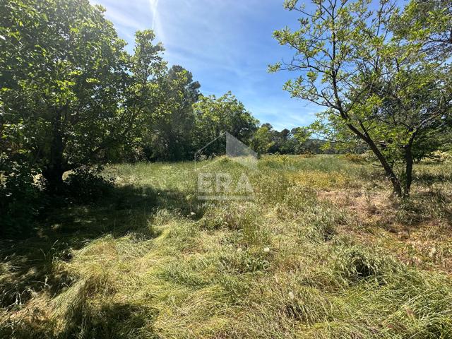 A VENDRE 83860 NANS LES PINS BASTIDE DU XVIII 2ME SIECLE DE 180M2 SUR 12491 M2 DE TERRAIN GARAGE