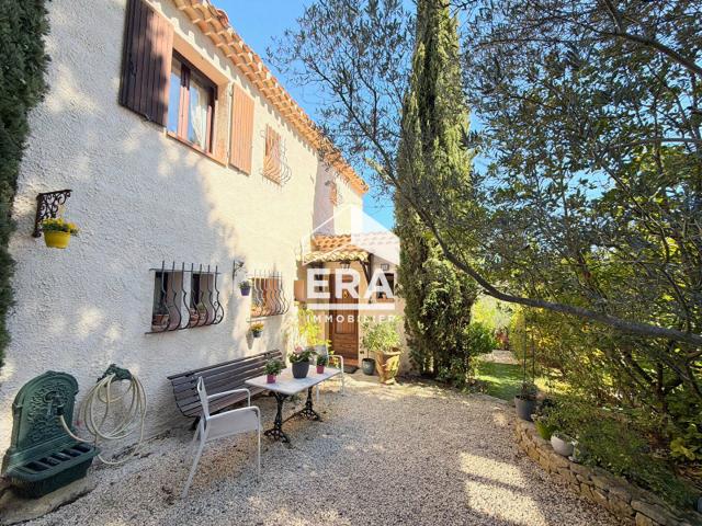 A VENDRE 84120 MIRABEAU MAISON TYPE 5 PIECES D'ENVIRON 137 M2 AVEC TERRAIN DE 615M2