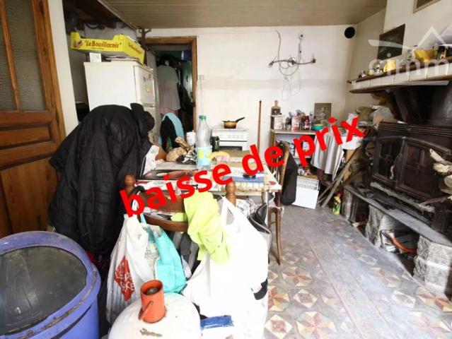 A vendre 2 maisons à rénover