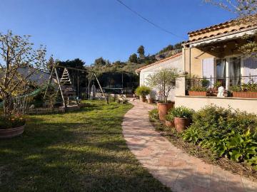 À vendre CHATEAURENARD 2 habitations, 5 chambres, jardin, g