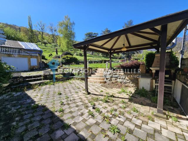 A vendre 31110 Burgalays Maison T6 de 186 m2 avec garage et