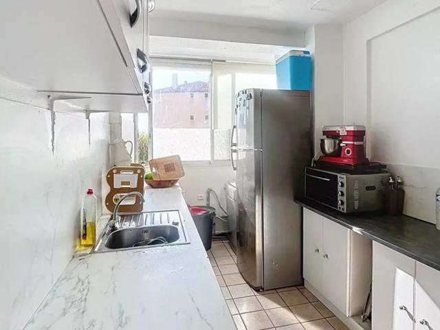 A VENDRE LOT de 2 APPARTEMENTS T4 LUMINEUX 62 m2 AVEC CAVE Q
