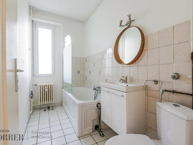 À VENDRE ! Très bel appartement 2/3 pièces de 61,88 m2 avec balcon, Strasbourg hypercentre