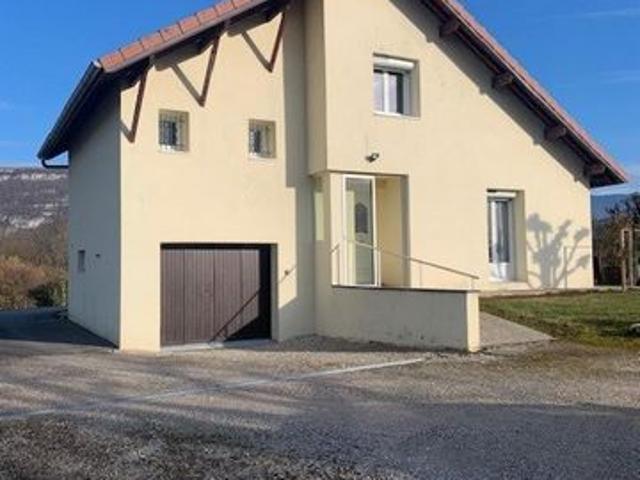 A vendre très belle villa de 89 m2 avec grand terrain située sur la Commune de Brens