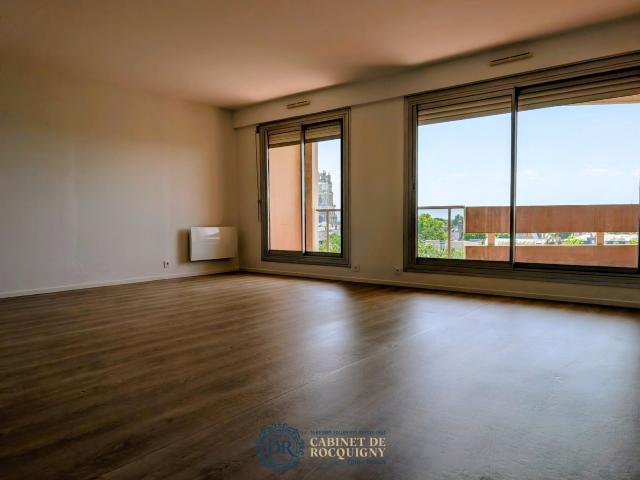 A vendre très grand T3 Vue panoramique sur Orleans 100m² Orléans