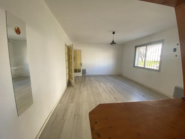À vendre, un appartement clé en main refait avec goût, idéal. 64m² Avignon