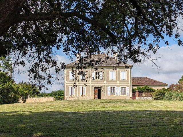 A vendre, Vic Fezensac, Gers: Magnifique maison de maître a. 293m² Vic Fezensac