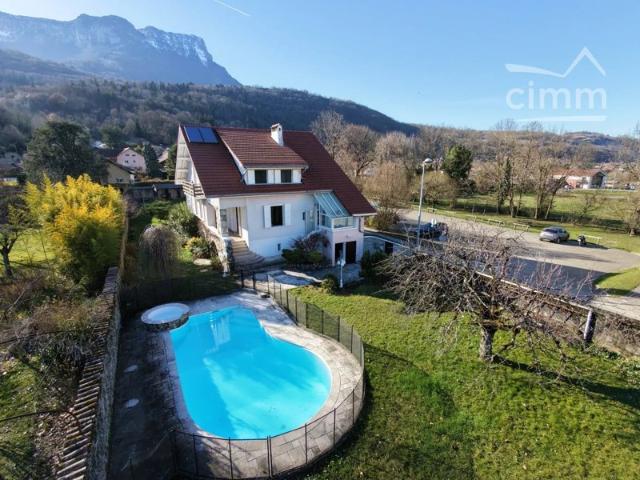 A VENDRE VILLA 9P 185 M2 CHAPAREILLAN 38530