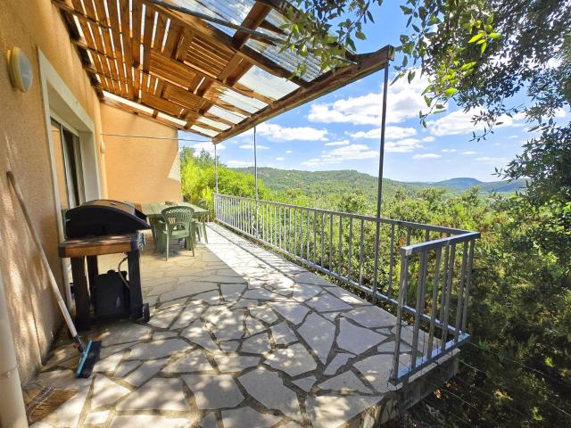 A vendre villa 3 chambres piscine garage 96m² Cabrières
