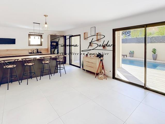 À Vendre Villa T4 de 93m² avec Piscine, Borgo, Haute Corse 20