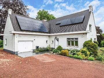 à vendre Villa Auvelais Rue de Falisolle