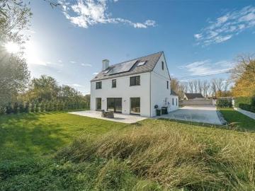 Villa te koop in Walhain - Parkeerplaats