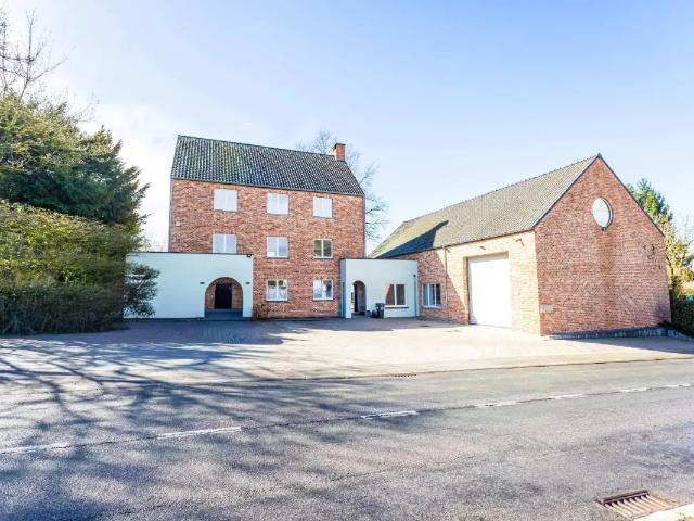 à vendre Villa Chastre