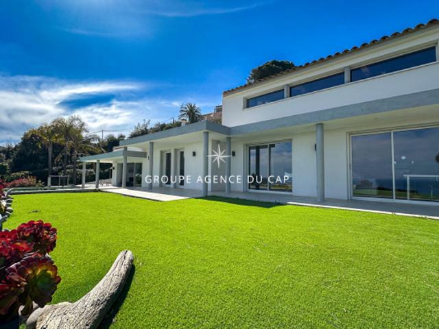 À VENDRE VILLA CONTEMPORAINE 5 CHAMBRES GARAGE DOUBLE PISCINE VUE MER LES ISSAMBRES
