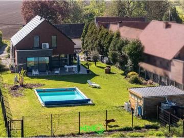 à vendre Villa Escanaffles