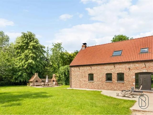 à vendre Villa Estaimpuis Rue du Quennelet