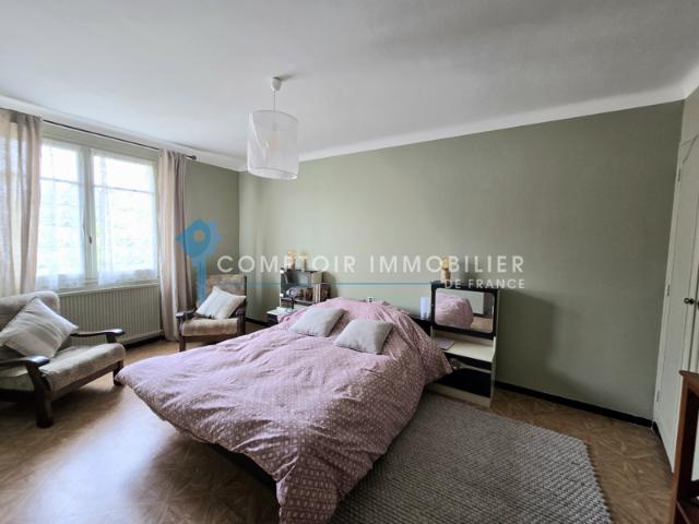 À vendre: Villa F5 spacieuse de 177 m2 habitables Emplace