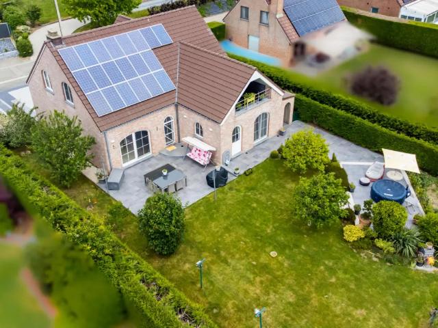 à vendre Villa Hoves