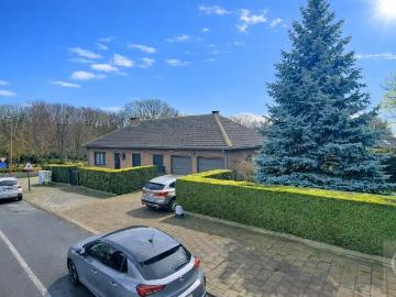 1090, Bruxelles-Capitale - Jardin, Parking