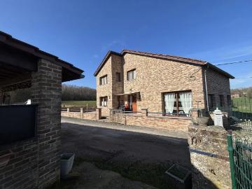 6142, Fontaine-l'Évêque, Arrondissement de Charleroi, Wallonie