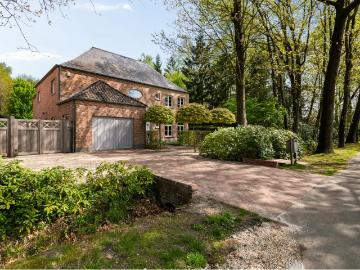 Villa te koop in Malle - Parkeerplaats