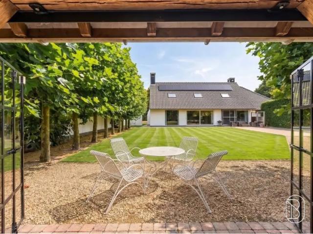 à vendre Villa Oostrozebeke Meulebekesteenweg