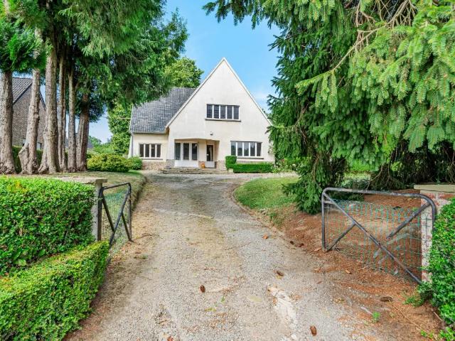 à vendre Villa Ophain Bois Seigneur Isaac Rue Bertinchamps
