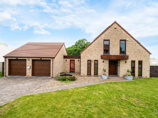 à vendre Villa Sars la Bruyère Rue de taisnières