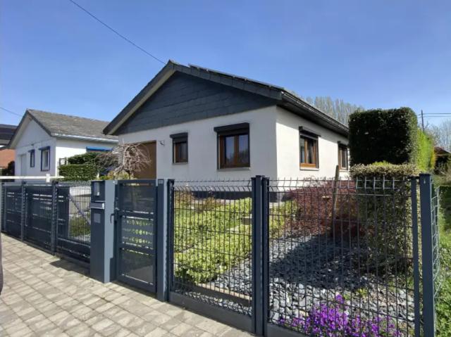 à vendre Villa Somzée Rue les Acacias