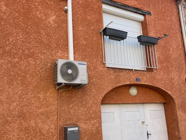 A VENDRE VILLEMOLAQUE MAISON T2 AVEC GARAGE VENDUE LOUÉ
